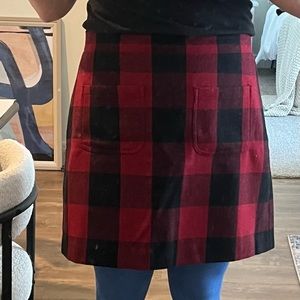 Plaid j crew mini skirt with front pockets